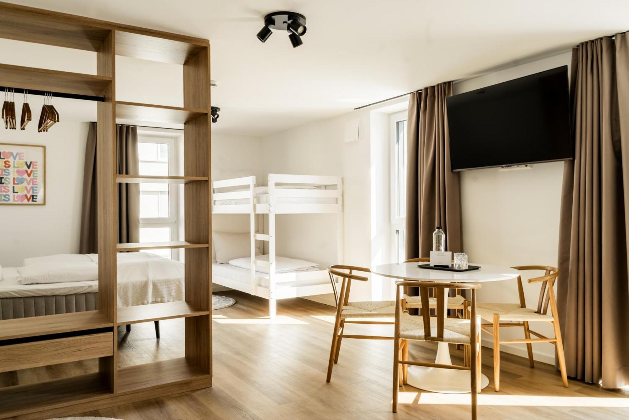Sedan Apartments Günzburg Buitenkant foto